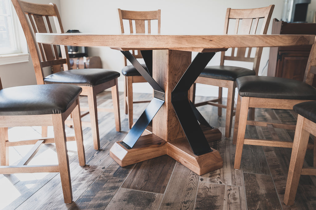 Morris Round Table
