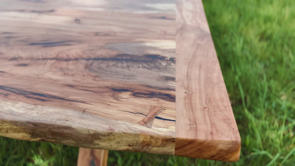 Arboren Table