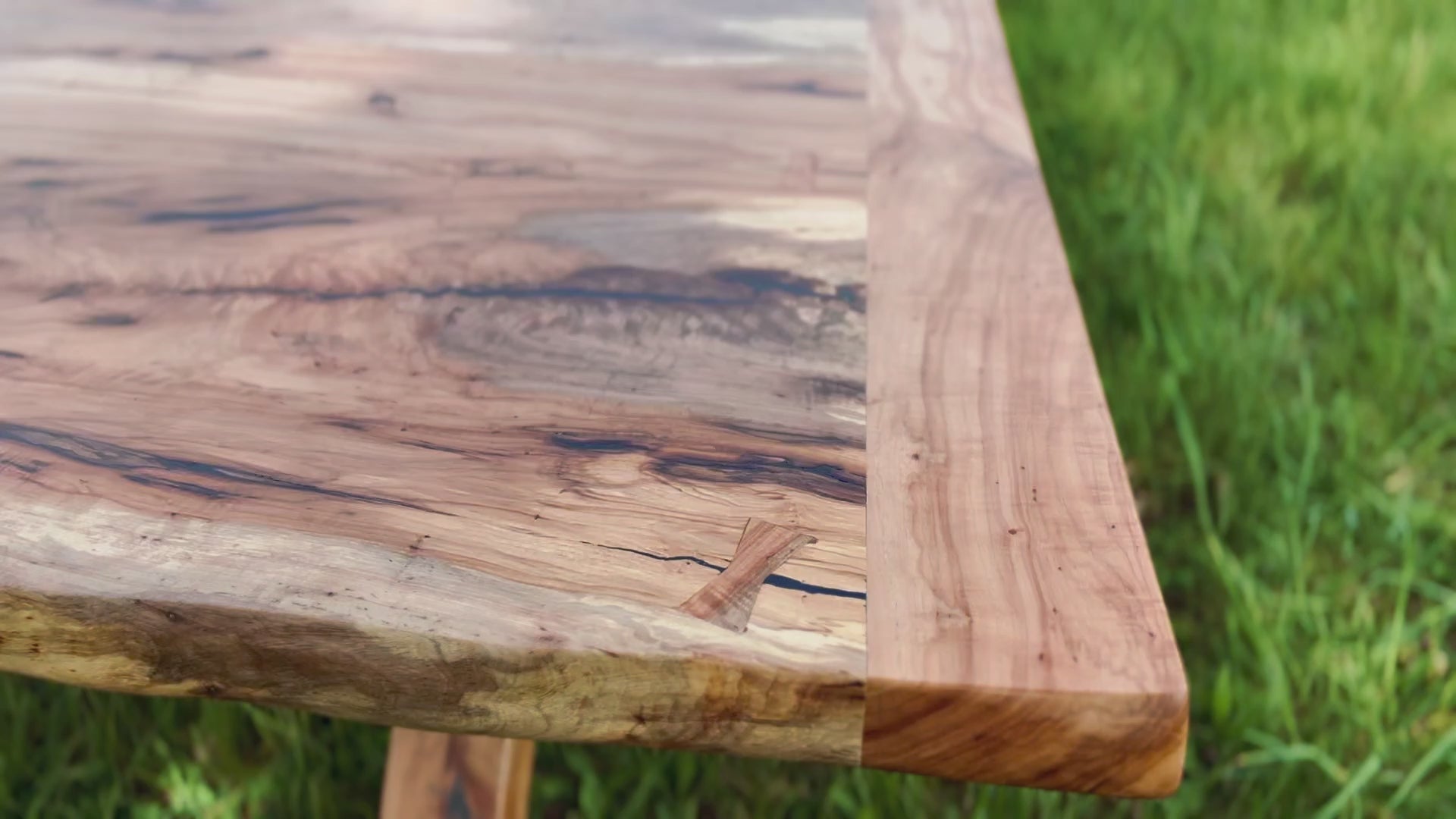 Arboren Table